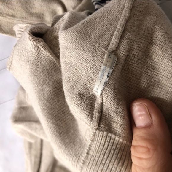 Long Oatmeal Coloured Cardigan with Funky Pockets - Picture 7 of 15